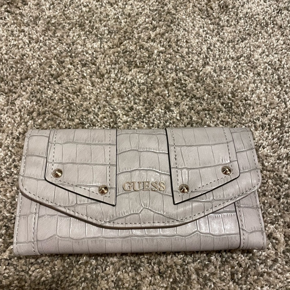 Gray guess wallet